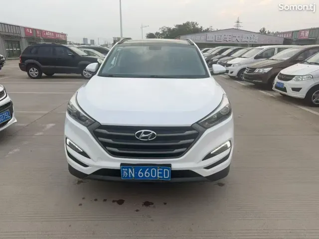 Hyundai Tucson 2016 · 1.6 AT