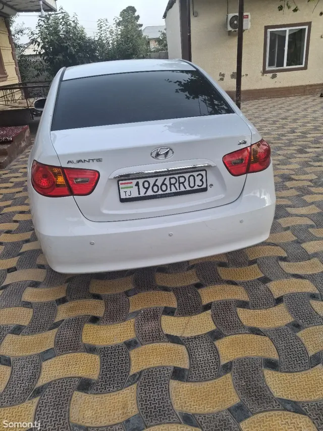 Hyundai Avante 2008 · 1.6 AT
