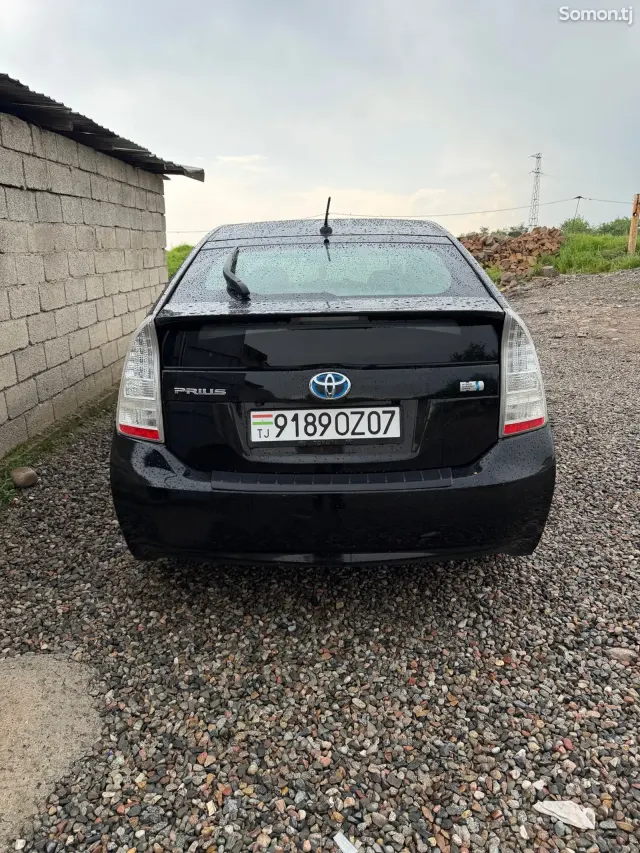 Toyota Prius 2010 · 1.8 AT