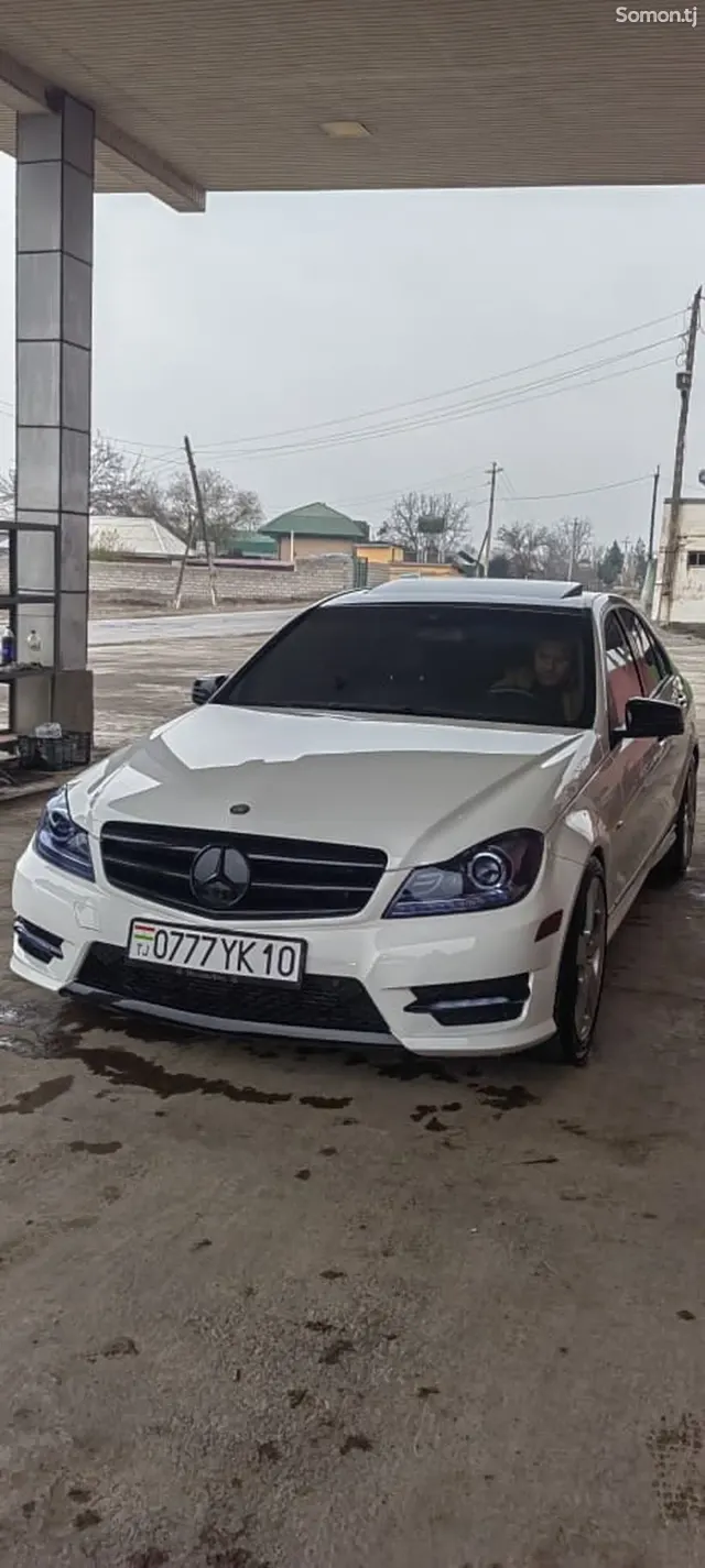 Mercedes-Benz C class 2014 · 2.5 AT