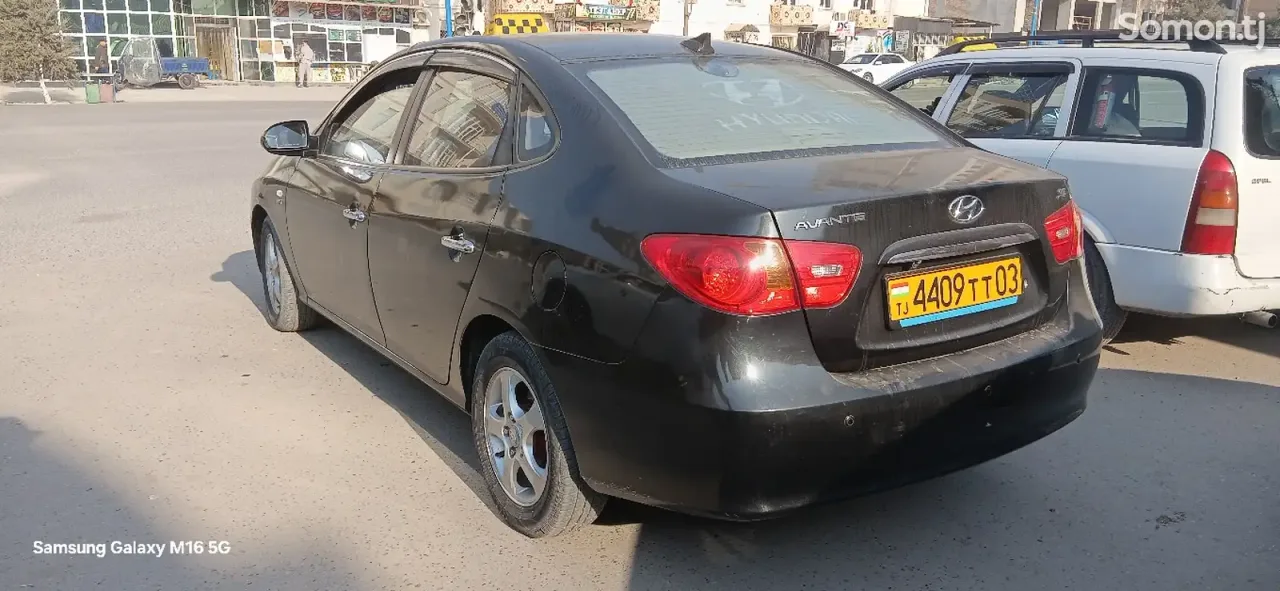 Hyundai Avante 2009 · 1.6 AT