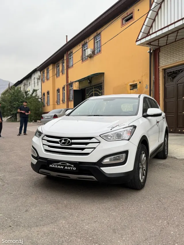 Hyundai Santa Fe 2014 · 2.2 AT