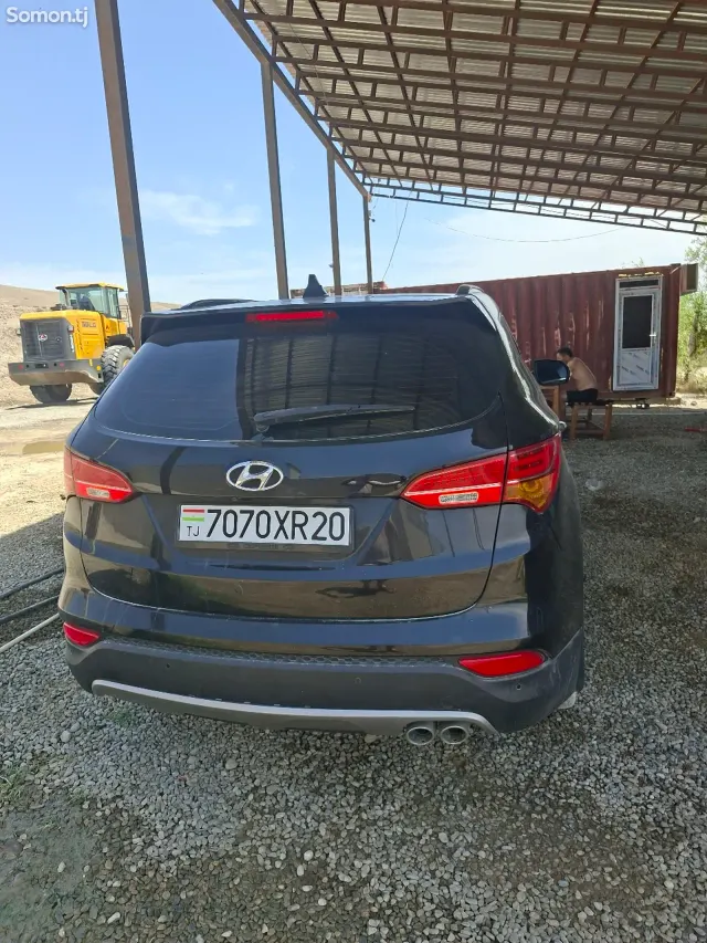 Hyundai Santa Fe 2014 · 2.0 AT
