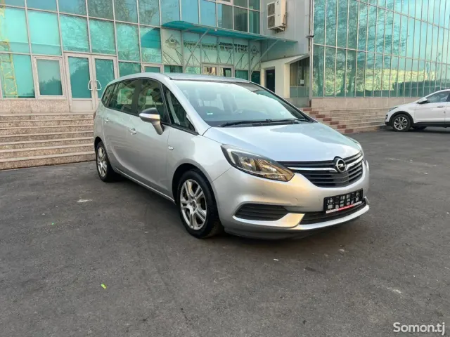 Opel Zafira 2017 · 2.0 AT