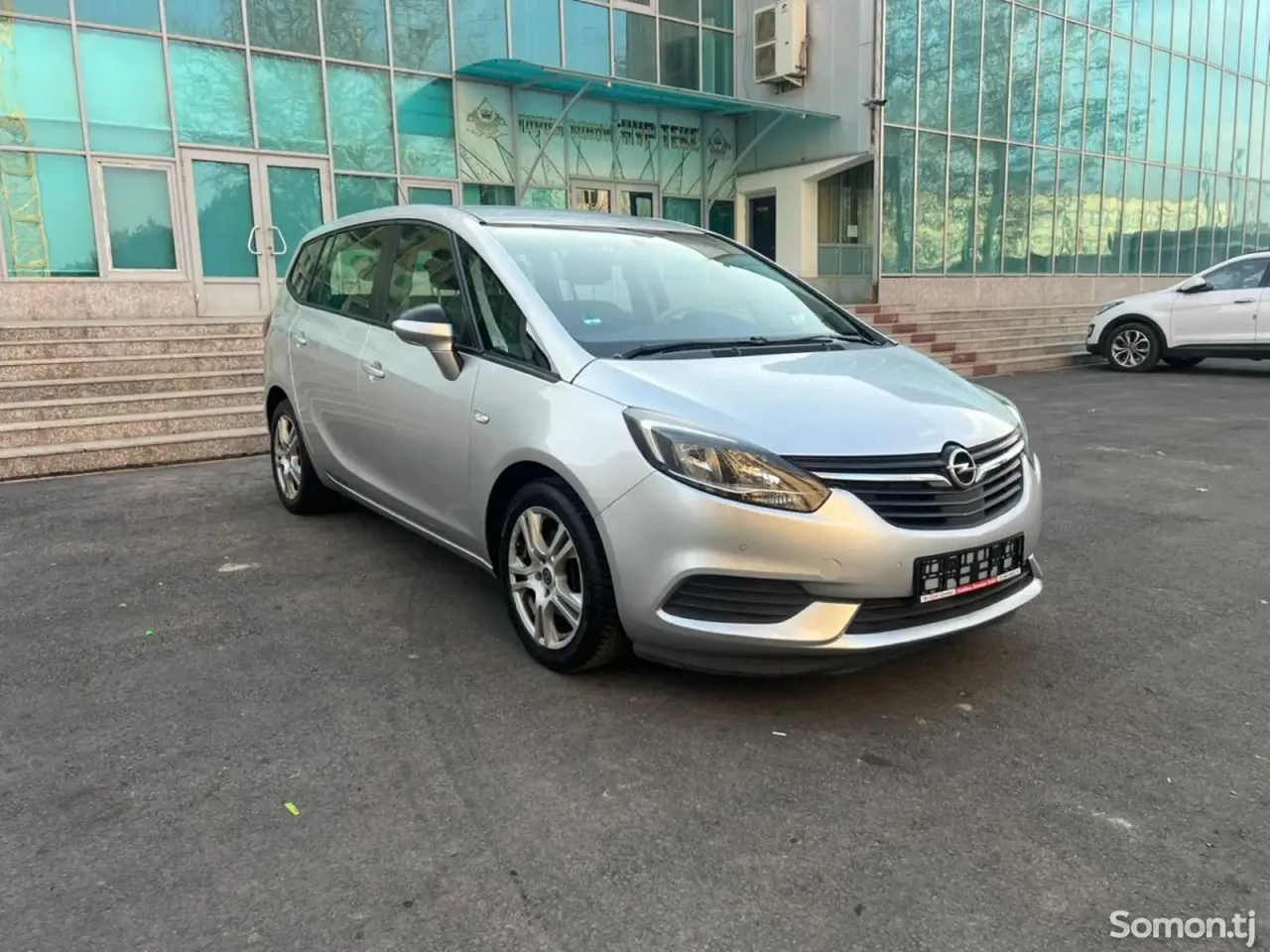 Opel Zafira 2017 · 2.0 AT