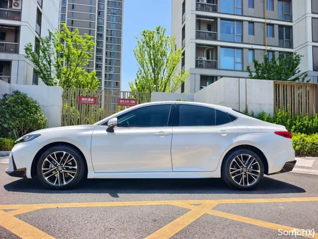 Toyota Camry 2026 · 2.0 AT