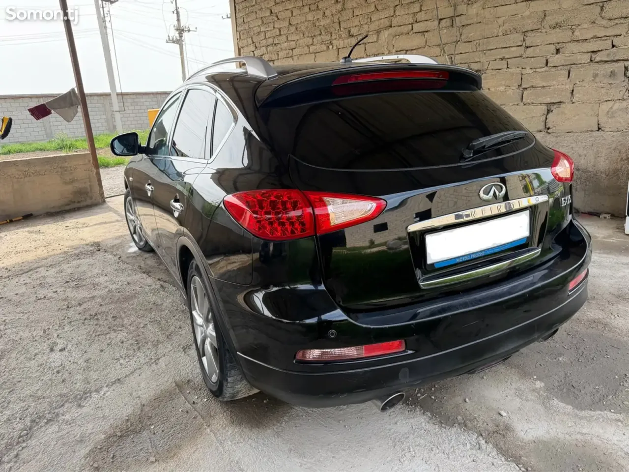 Infiniti EX series 2013 · 2.5 AT