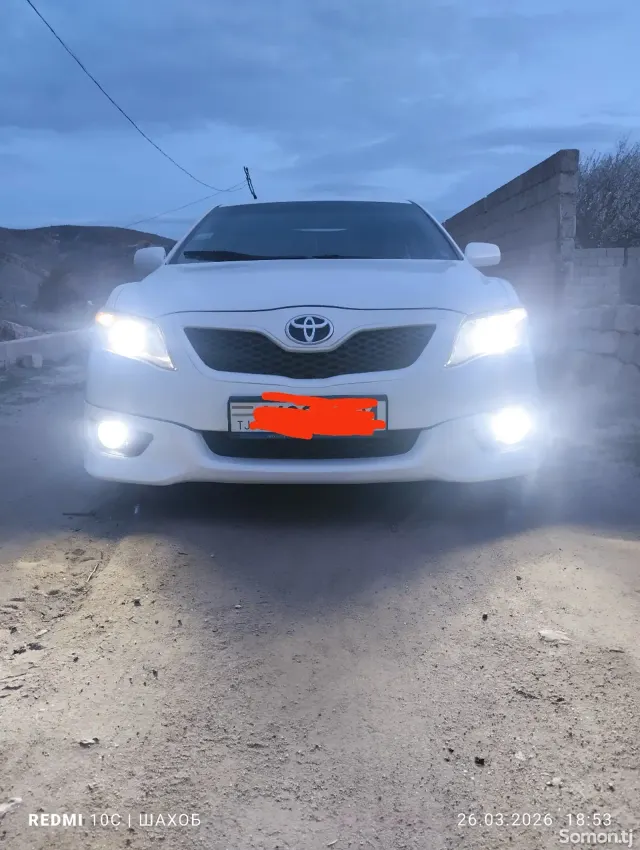Toyota Camry 2010 · 2.5 AT