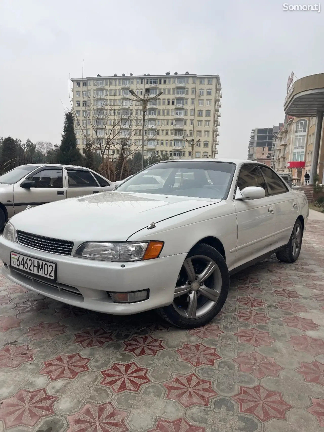 Toyota Mark II 1990 · 2.5 AT