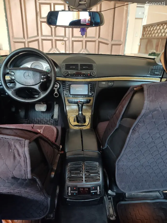 Mercedes-Benz E class 2008 · 2.8 AT