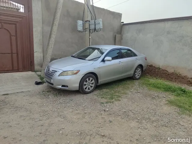 Toyota Camry 2007 · 2.4 AT