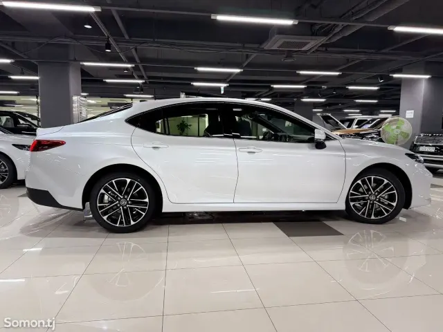 Toyota Camry 2026 · 2.5 AT