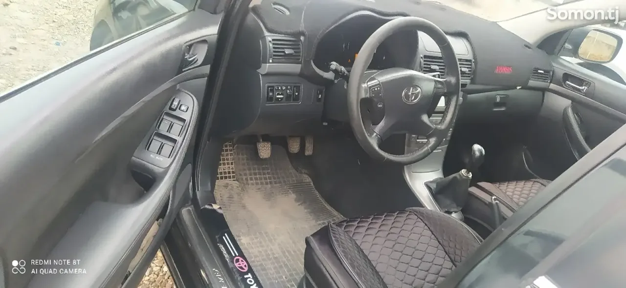 Toyota Avensis 2008 · 2.0 MT