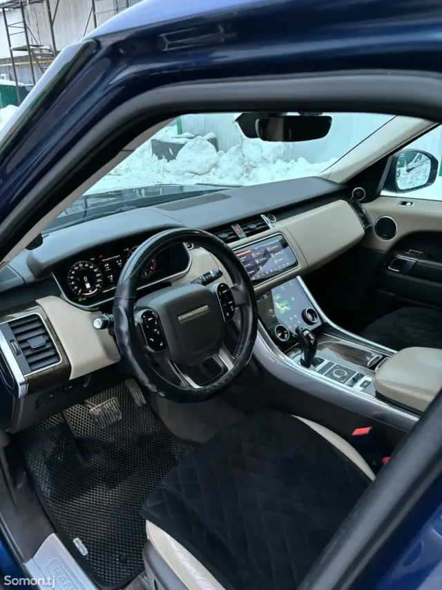 Land Rover Range Rover Sport 2018 · 3.0 AT