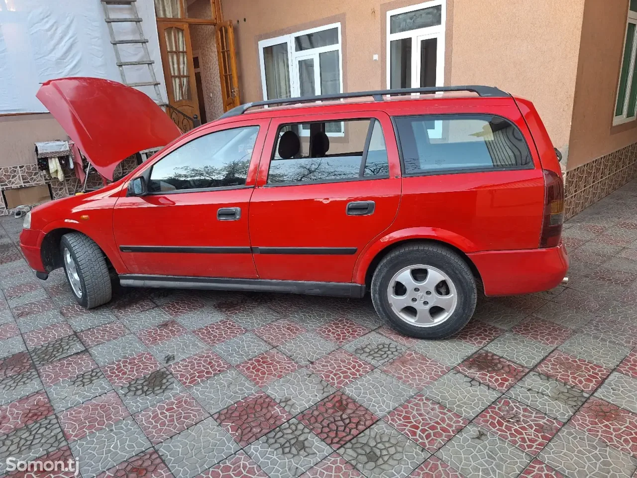 Opel Astra G 1999 · 1.6 MT