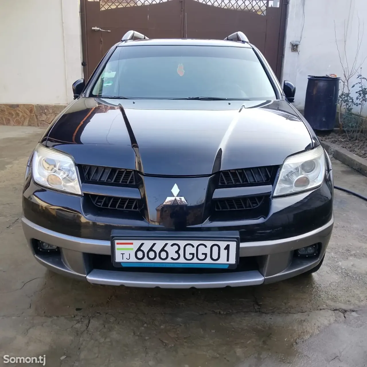 Mitsubishi Outlander 2006 · 2.0 MT
