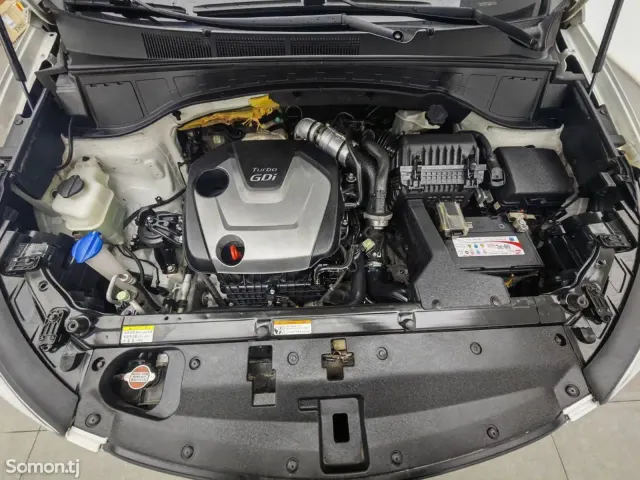 Hyundai Santa Fe 2015 · AT