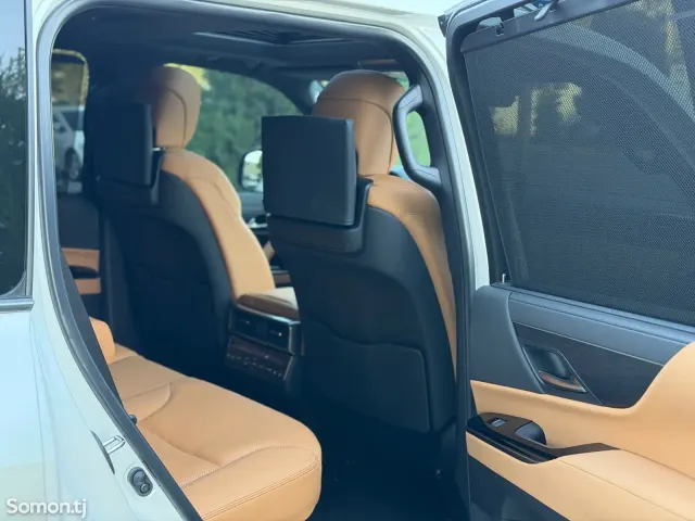 Lexus LX series 2023 · 3.5 AT