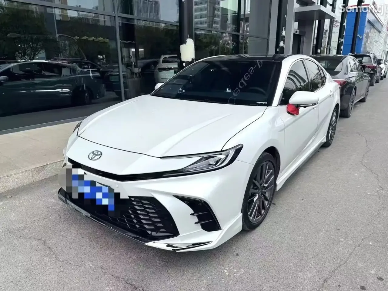 Toyota Camry 2025 · 2.0 AT