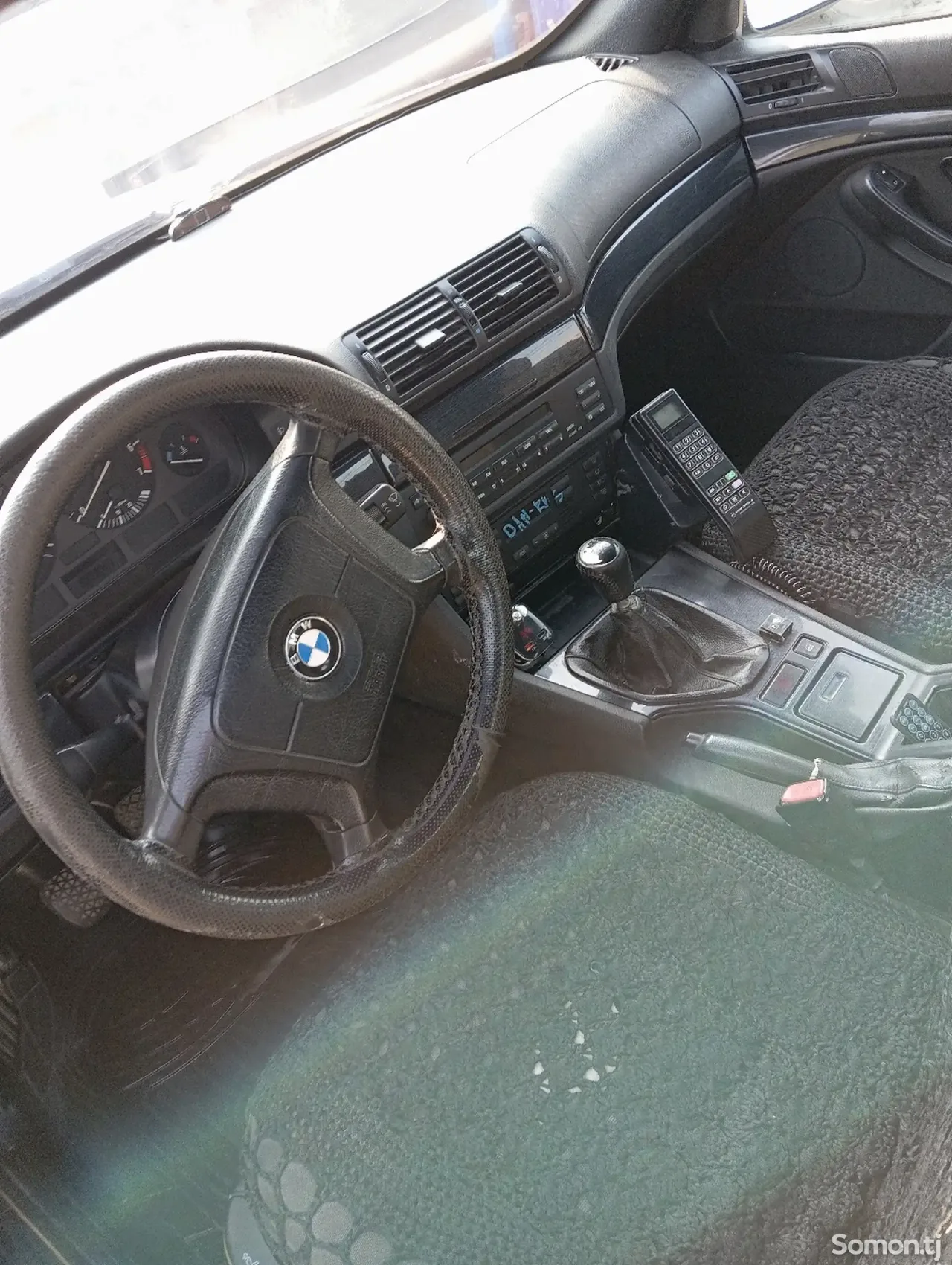 BMW 5 series 1996 · 2.3 MT
