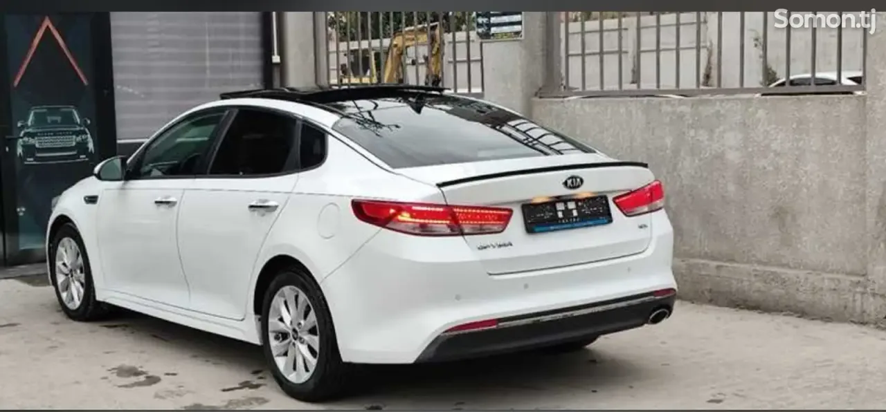 Kia Optima 2016 · 2.4 AT
