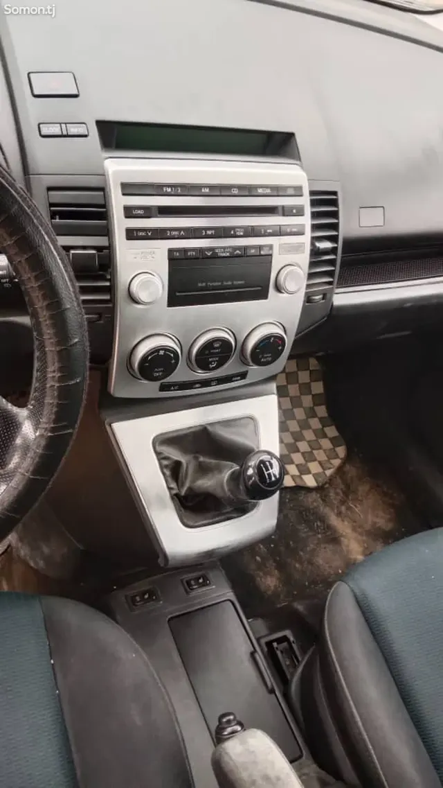 Mazda 5 2006 · 2.0 MT