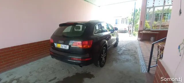 Audi Q7 2007 · 3.0 AT
