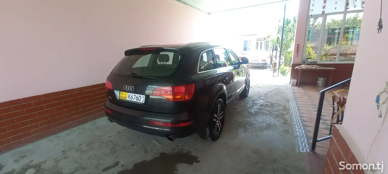 Audi Q7 2007 · 3.0 AT