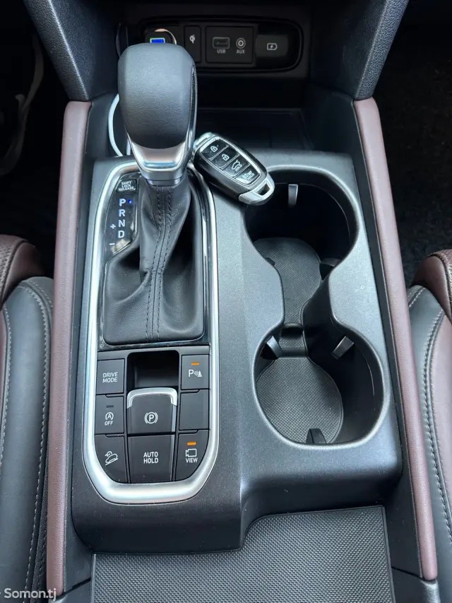 Hyundai Santa Fe 2018 · 2.2 AT