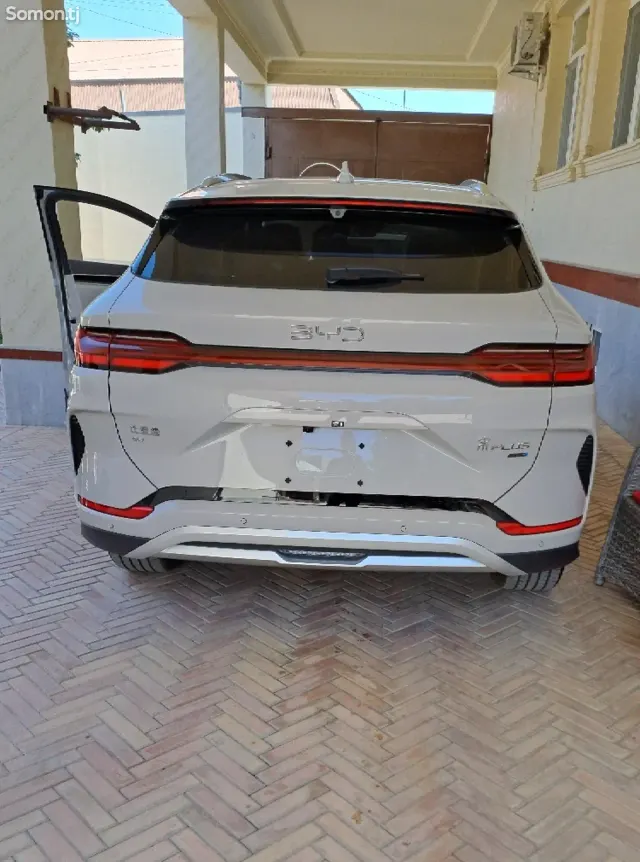 BYD Song Plus 2025 · AMT