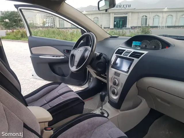 Toyota Belta 2007 · 1.3 AT