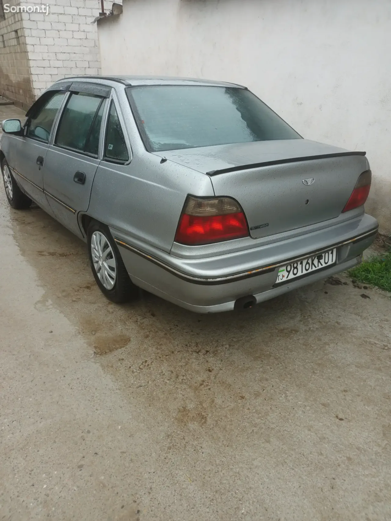 Daewoo Nexia 1995 · 1.6 MT