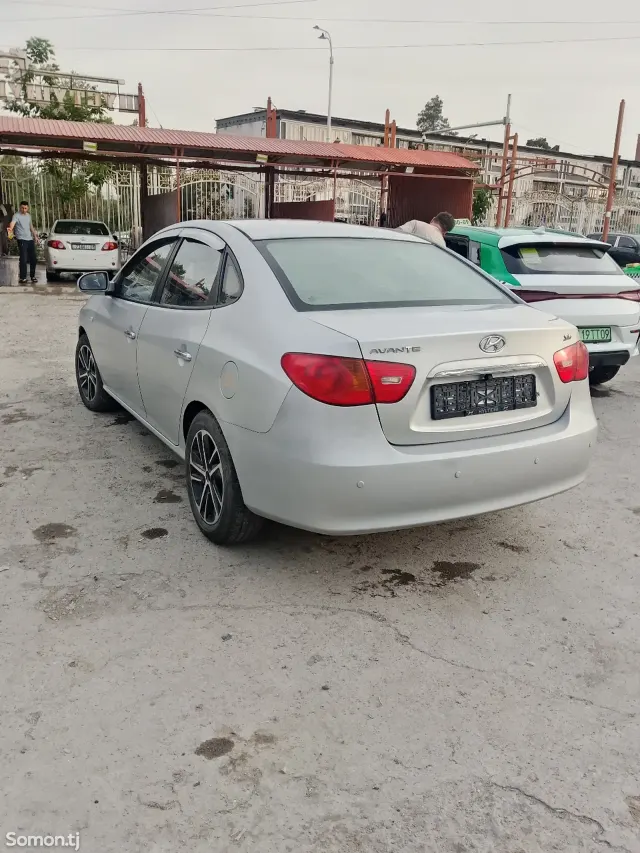Hyundai Avante 2008 · 1.6 AT