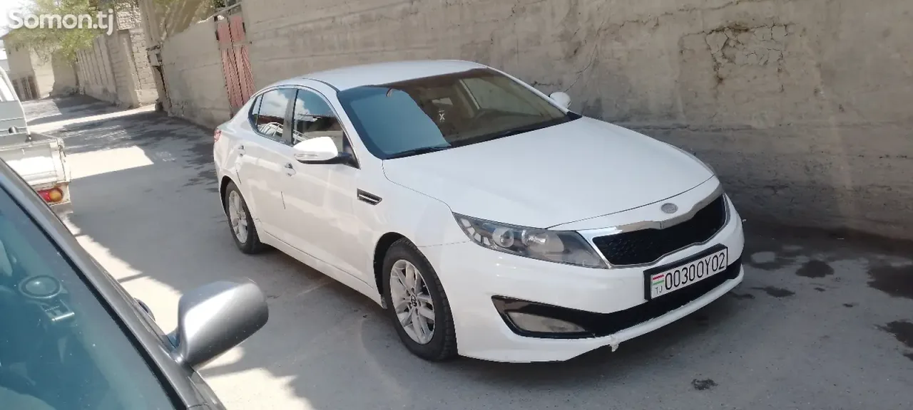 Kia K5 2011 · 2.0 AT