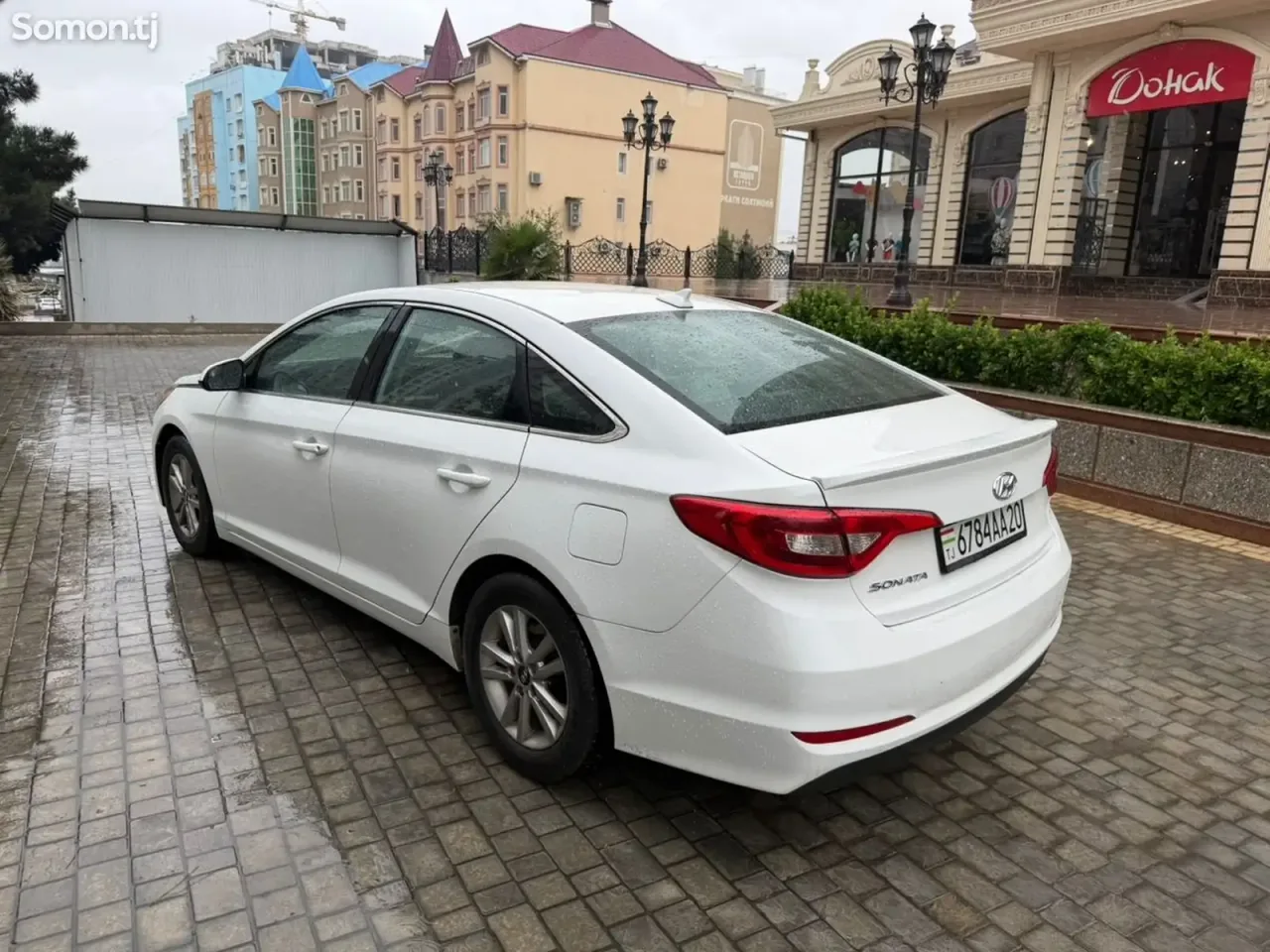 Hyundai Sonata 2017 · 2.4 AT