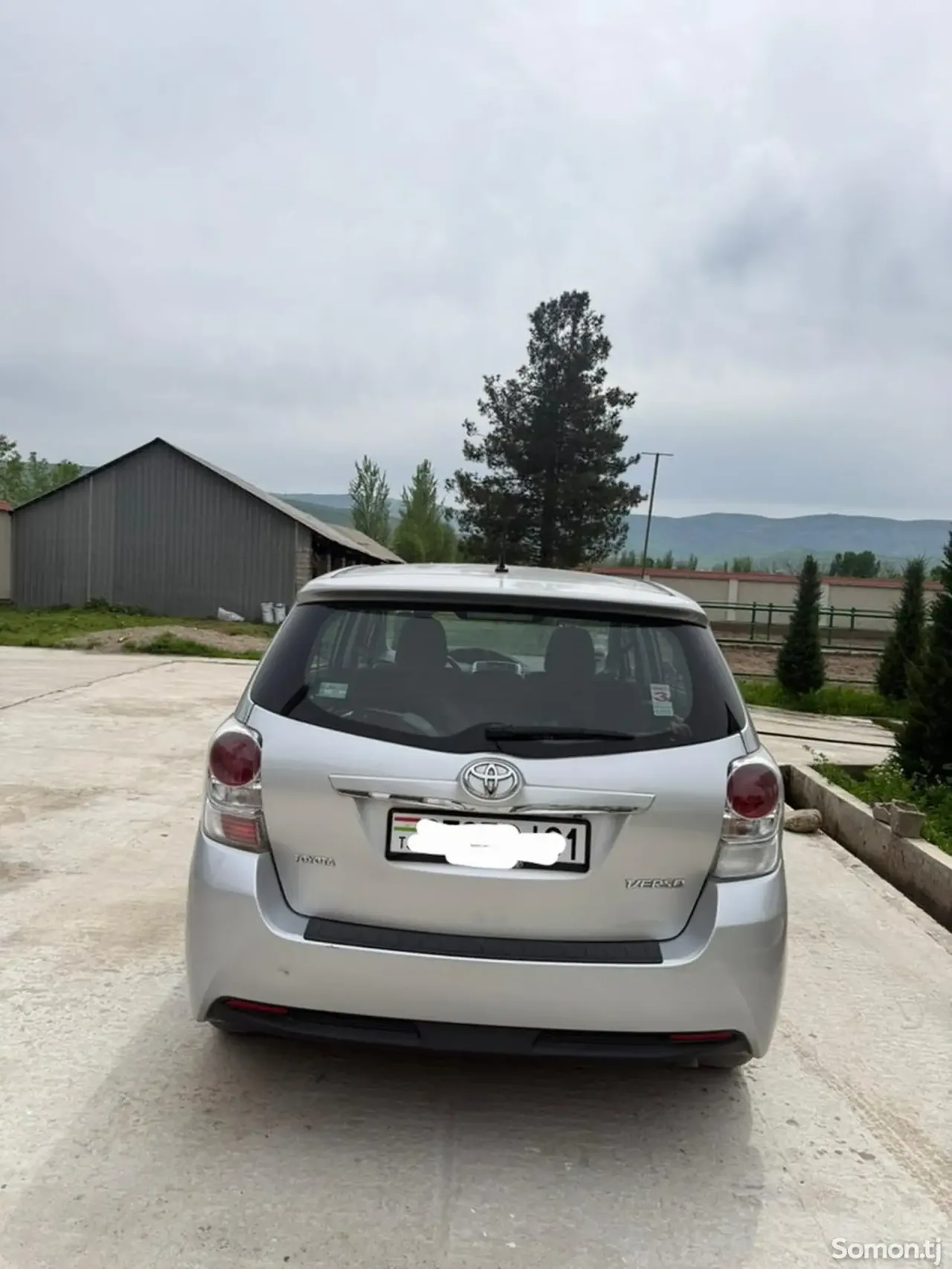Toyota Verso 2015 · 1.6 MT