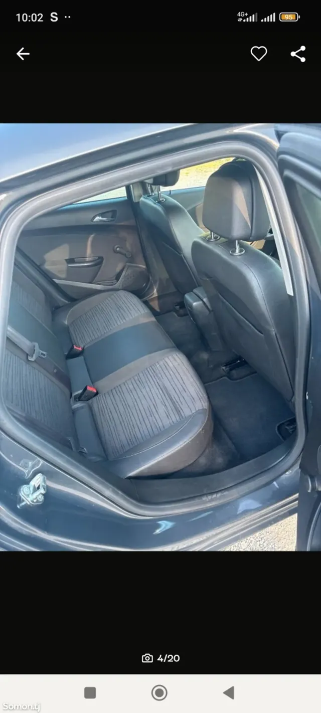 Opel Astra J 2014 · 1.4 MT