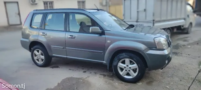 Nissan X-Trail 2007 · 2.0 AT