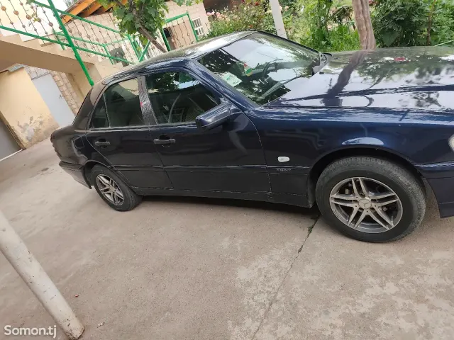 Mercedes-Benz C class 1998 · 1.8 MT