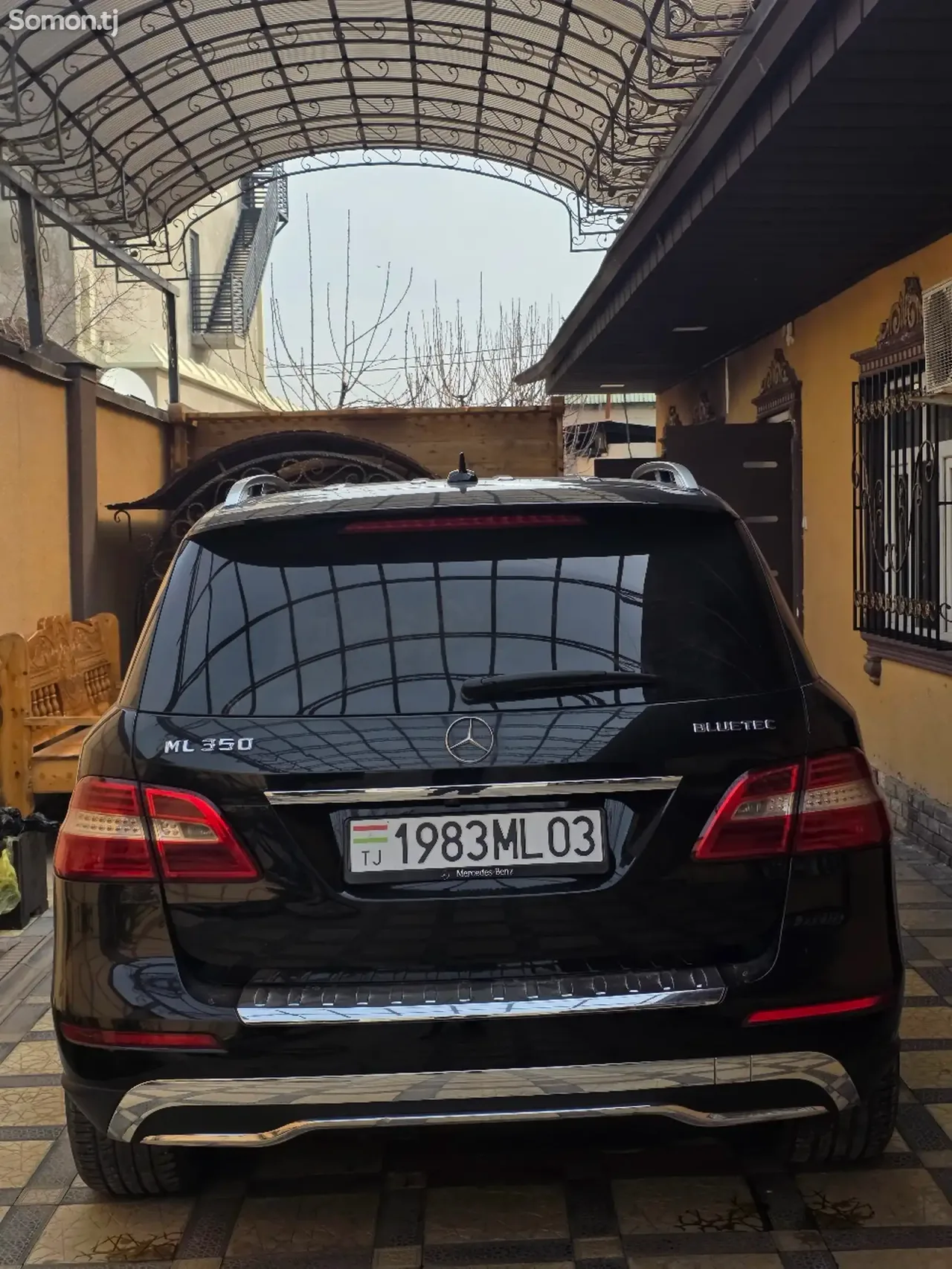 Mercedes-Benz ML class 2012 · 3.5 AT