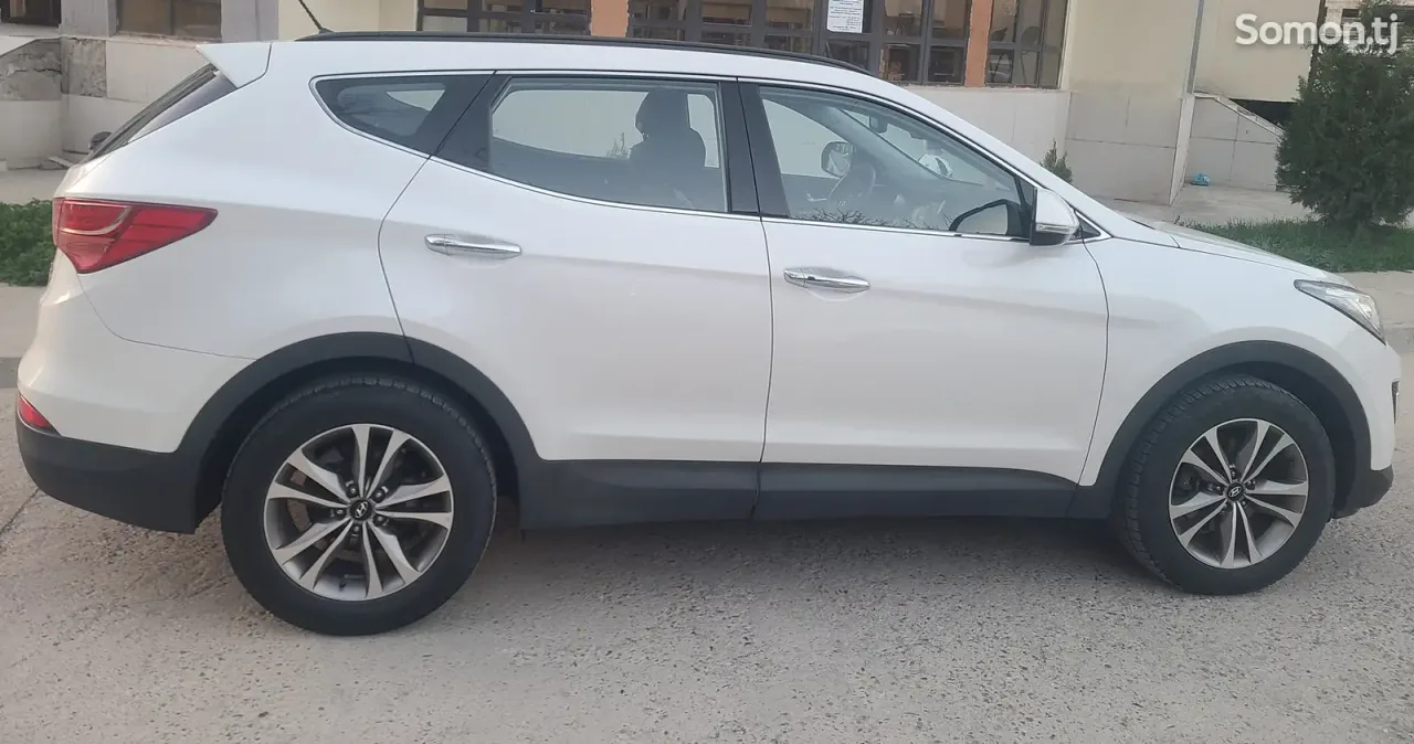 Hyundai Santa Fe 2014 · 2.0 AT