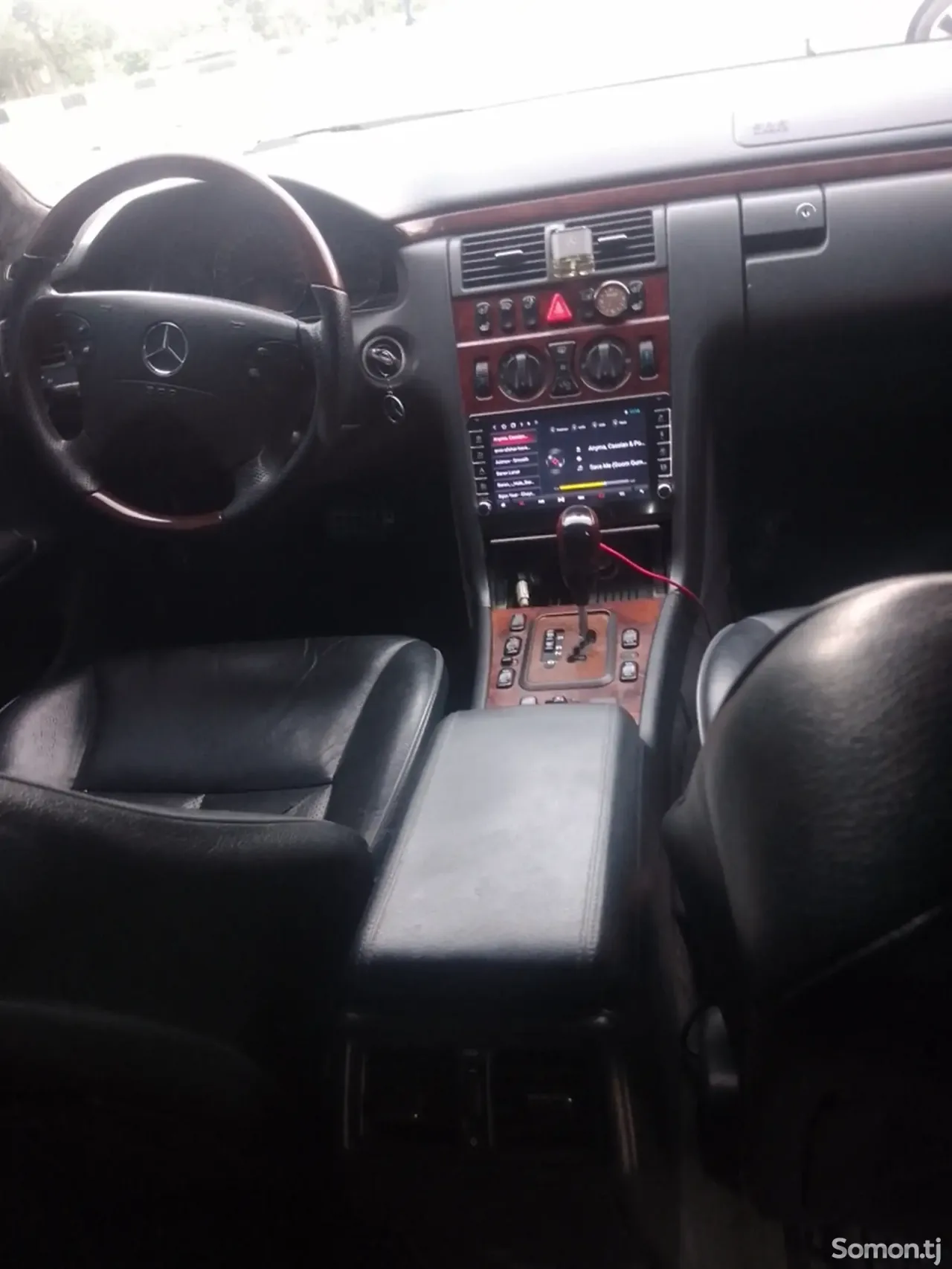 Mercedes-Benz E class 2001 · 2.4 AT