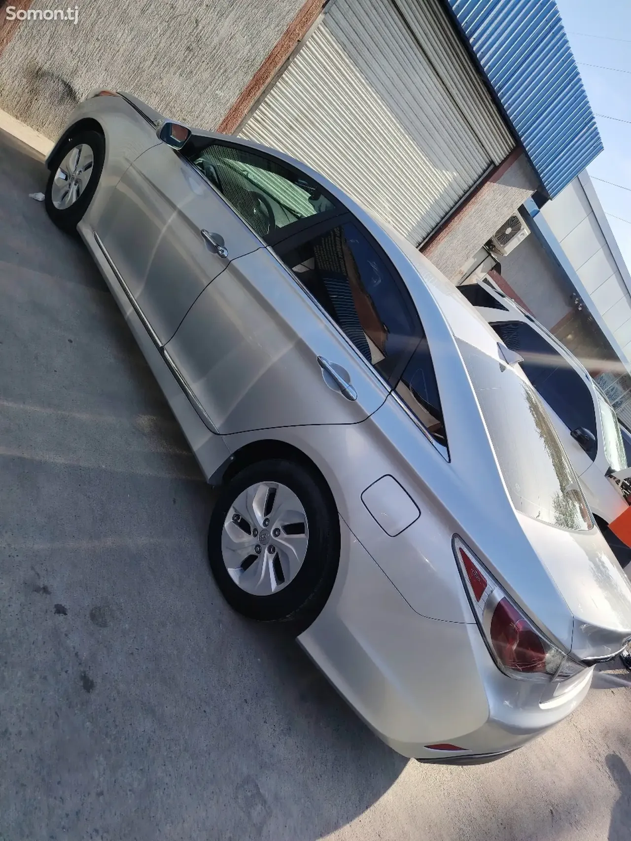 Hyundai Sonata 2015 · 2.4 AT