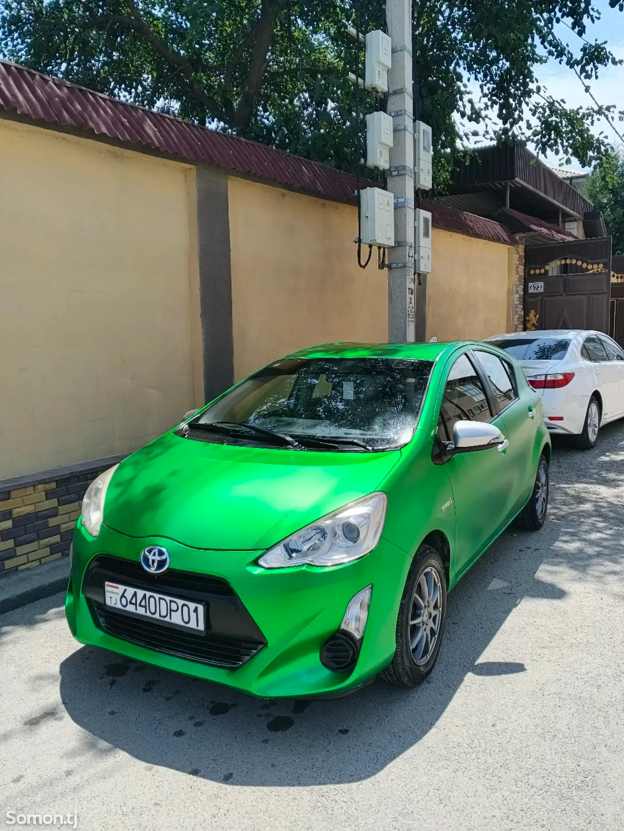 Toyota Aqua 2015 · 1.5 AT
