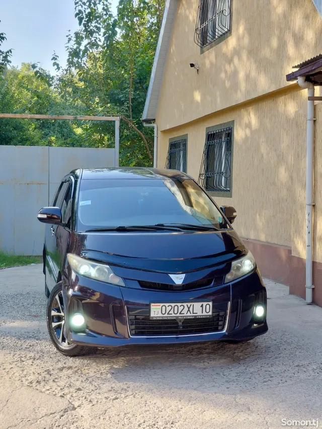 Toyota Estima 2014 · 2.4 AT
