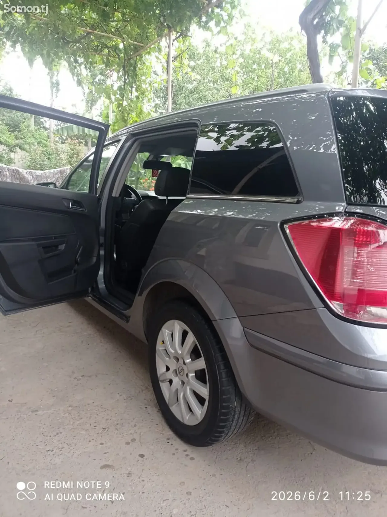 Opel Astra H 2006 · 1.9 MT