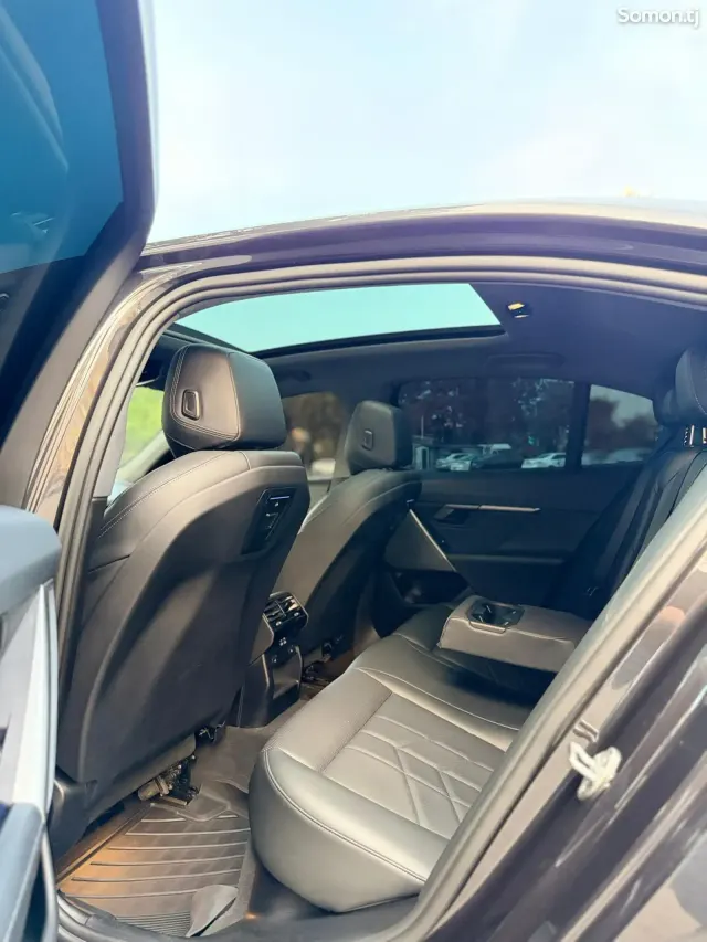 BMW 5 series 2024 · 2.0 AT