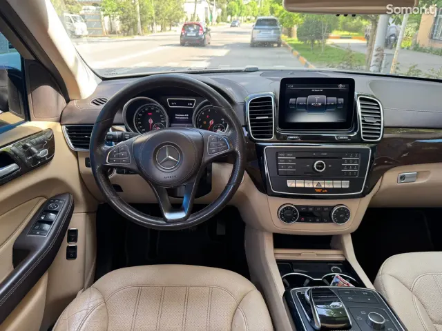 Mercedes-Benz GLS 2017 · 4.5 AT