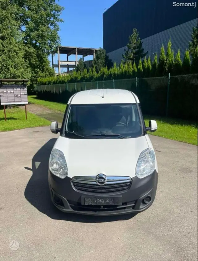 Opel Combo 2014 · 1.6 MT