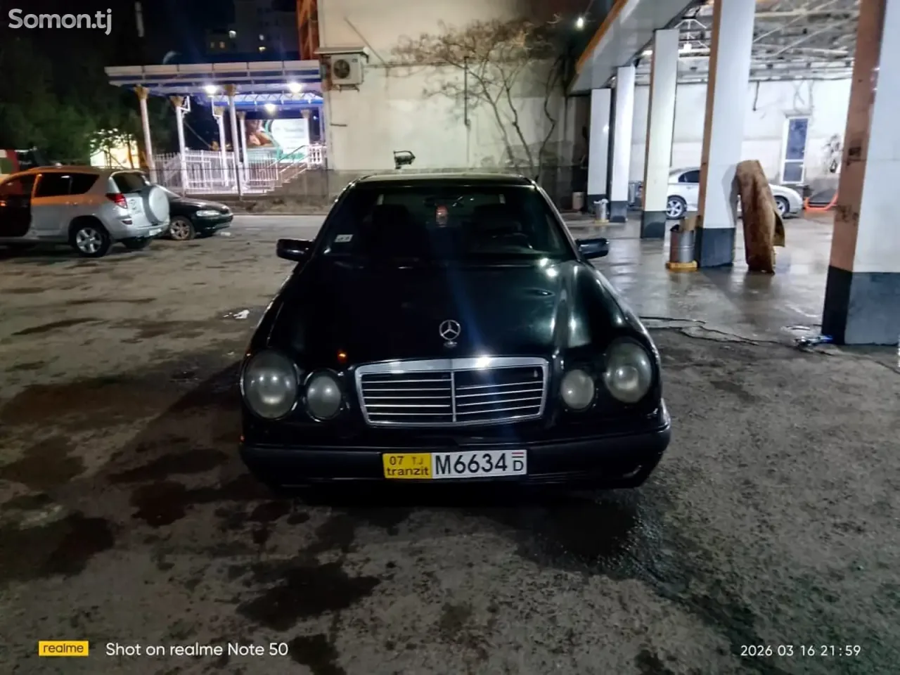 Mercedes-Benz E class 1997 · 2.4 AT